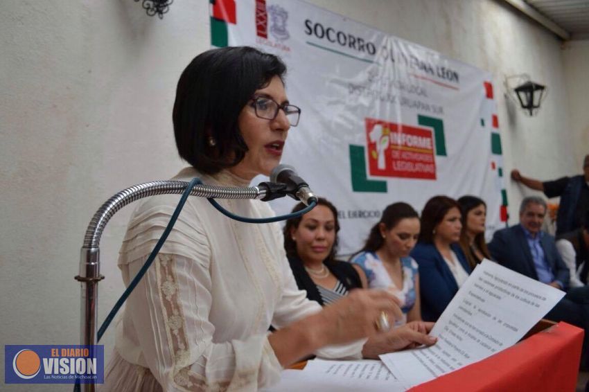 Socorro Quintana rinde su Primer Informe Legislativo en Uruapan