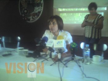 Podría ser una contienda hasta familiar: Luisa Calderón