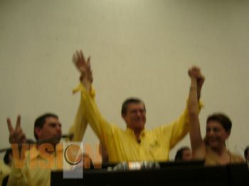Enrique Bautista es la opción mas viable en la precampaña del PRD afirman diputados locales.