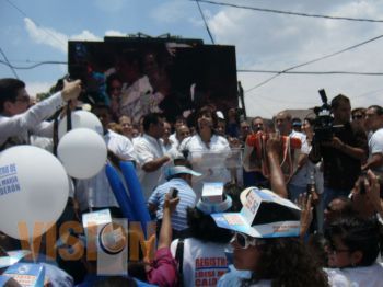 Luisa María Calderón se registra como aspirante a la candidatura al Gobierno estatal por el PAN