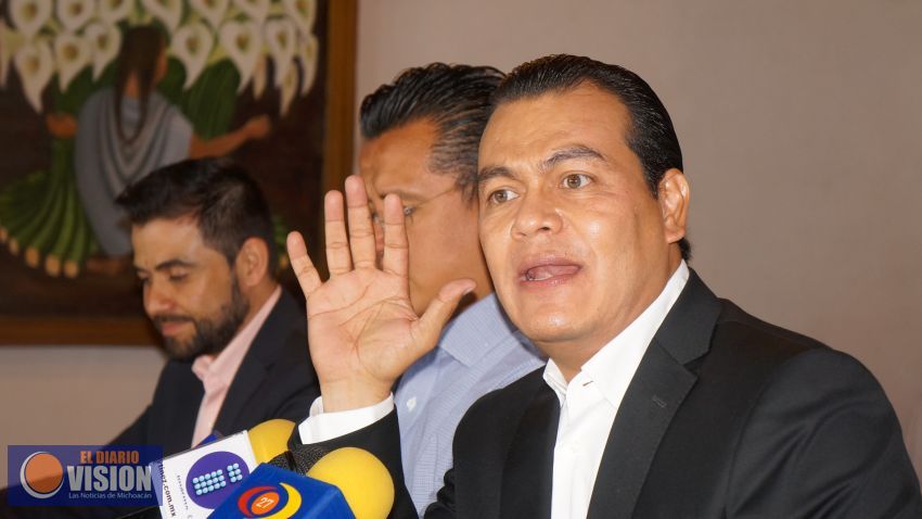 Juan Zepeda no va por dirigencia del PRD; busca senaduría con el Frente