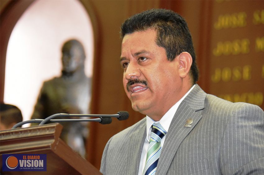 Congreso de Michoacán listo para revisar dictamen de eliminación de fuero federal: Roberto Carlos