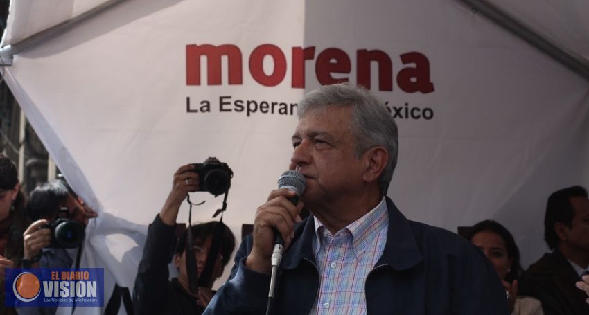 Estalla AMLO por multa a Morena