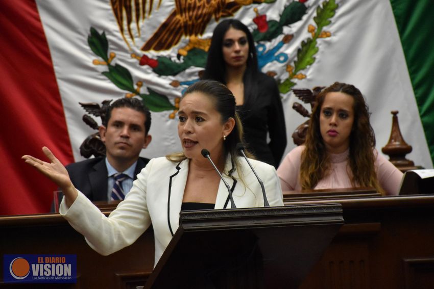 Empatía y sensibilidad frente a demandas ciudadanas, exige Yarabí Ávila