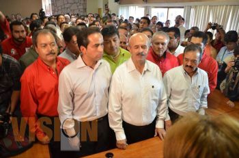 En disputa pluris en el PRI