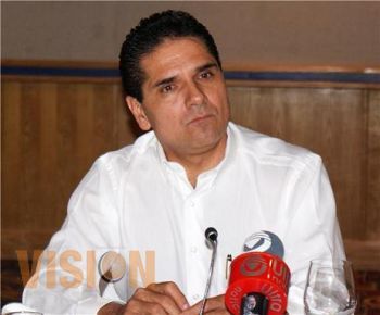 El PRD requiere un  cambio generacional y retomar sus principios fundamentales: Silvano Aureoles 