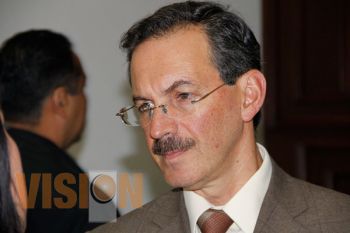 Avanza profesionalización de puestos de servidores públicos en el Congreso: Francisco Morelos 