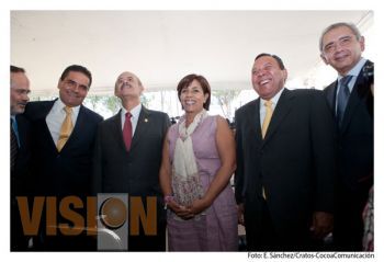 Candidatos signan Acuerdo de Transparencia y Buen gobierno