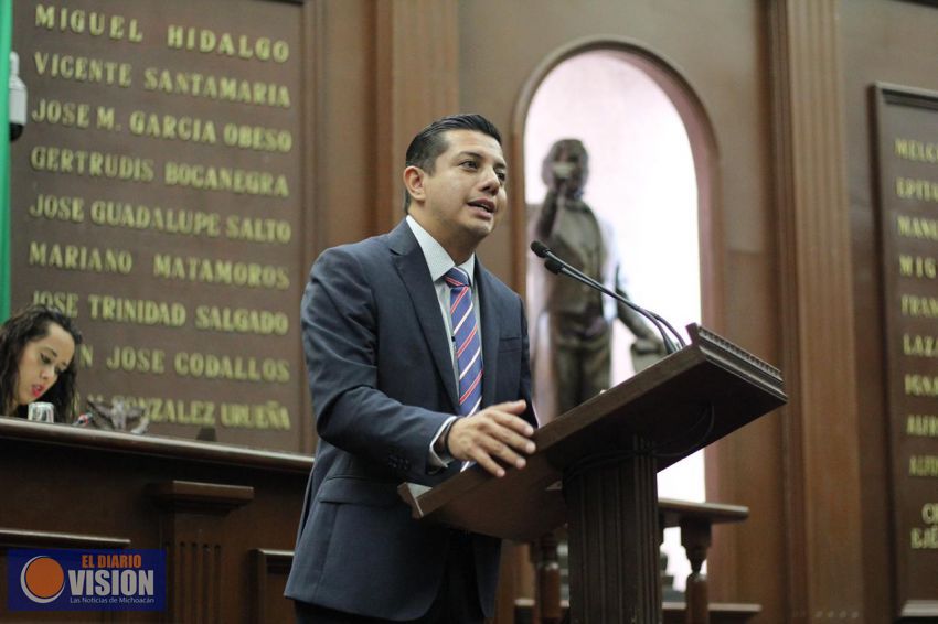 Autoridades deberán responder solicitudes de información: Oscar Escobar 