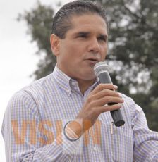 Silvano Aureoles refrenda su compromiso con las mujeres
