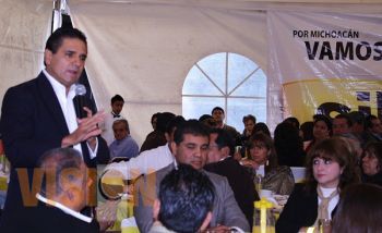 Ofrece Silvano Aureoles convertir a Morelia en la capital del Turismo Empresarial