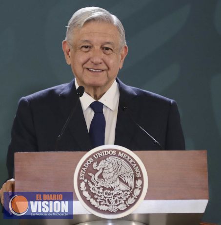 AMLO presentará convocatoria y tabulador para contratación de médicos y enfermeras