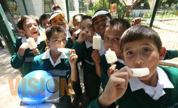 Secretaria de Educación informa en torno al programa de Utiles, Calzado y Uniformes