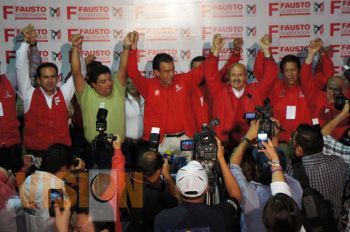 Fausto 35.38 % Luisa Ma. Calderon 32.67 % y Silvano Aureoles 28.9 %