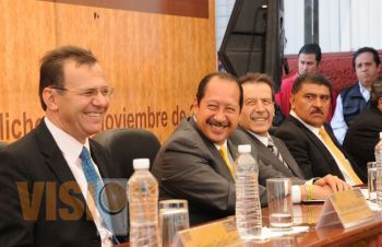 Ratificó el gobernador su respeto al estado de derecho y al sistema democrático