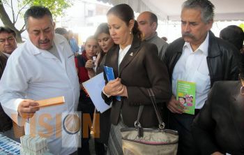 Realizan Feria de la Salud en pro de las mujeres