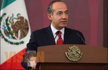 Asiste Calderón Hinojosa a la Segunda Semana PyMe Expovall 2011