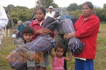 Entregará DIF Michoacán 3 mil cobijas en dos regiones del Estado y albergues 