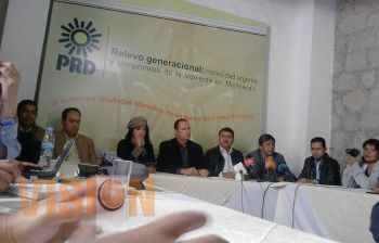 Necesario un relevo generacional: perredistas