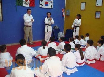 Juventud y deporte, combinación para tener una sociedad sana: Carlos Quintana