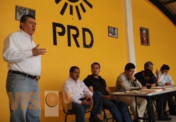 El PRD va más allá de los intereses de sus expresiones: Enrique Bautista
