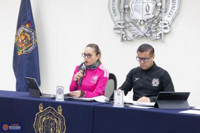 Continúa avanzando la actualización de la normativa de la UMSNH, en gestión de Yarabí Ávila 