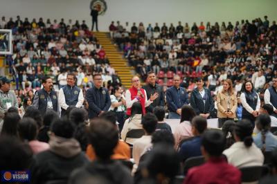 Yarabí Ávila da la bienvenida a más de dos mil 600 aspirantes a.la UMSNH