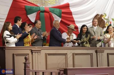 Entrega 76 Legislatura Presea “Suprema Junta Nacional Americana” a las Comunidades Indígenas Mazahua