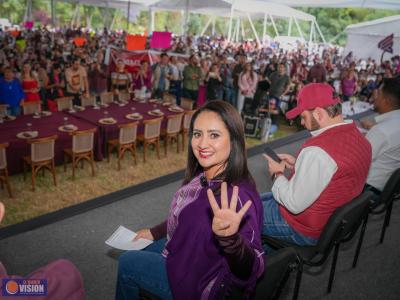 Es Gladyz Butanda; lo dicen cinco encuestadoras 