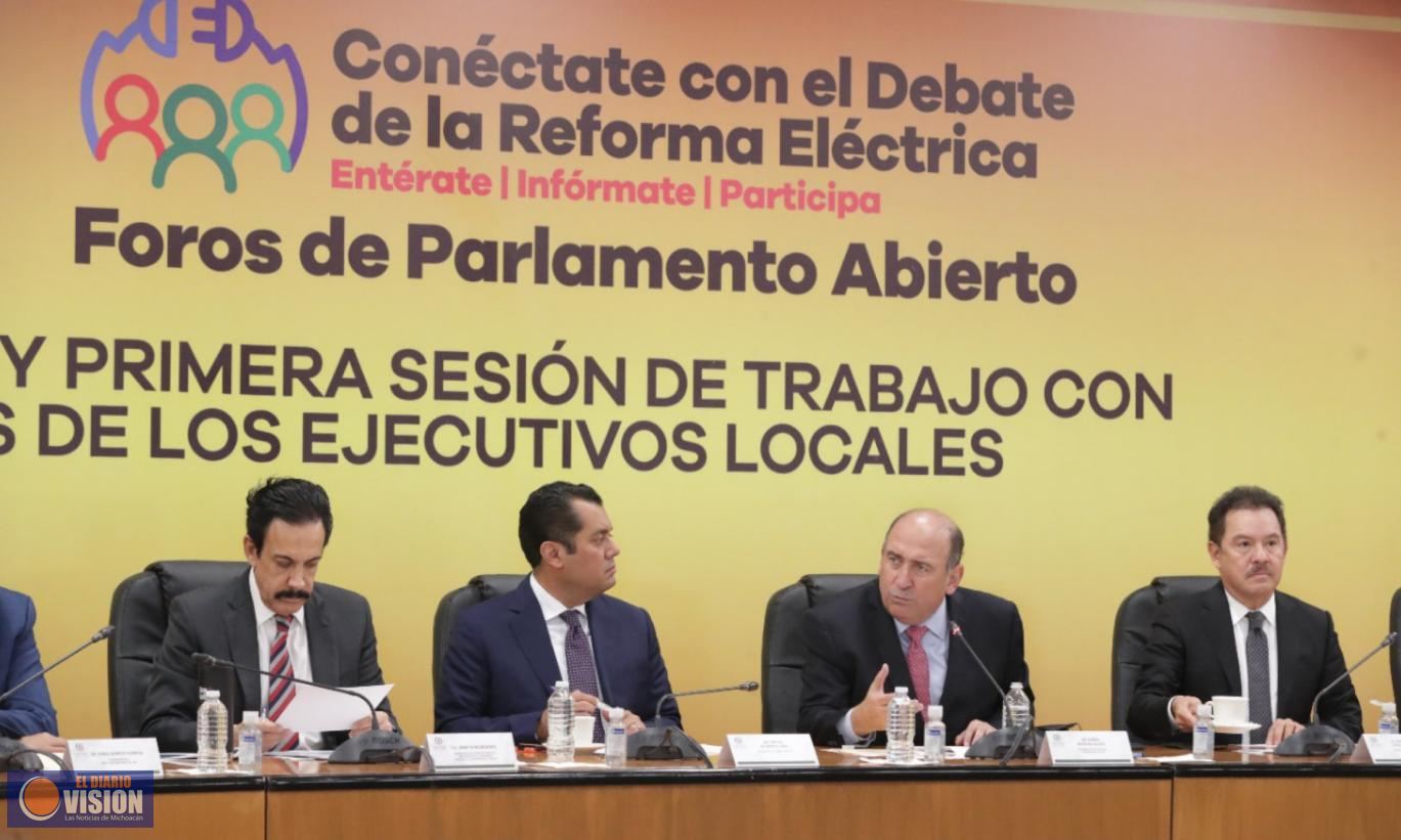 Primer foro para discutir reforma eléctrica obradorista logra cierre de filas de gobernadores 