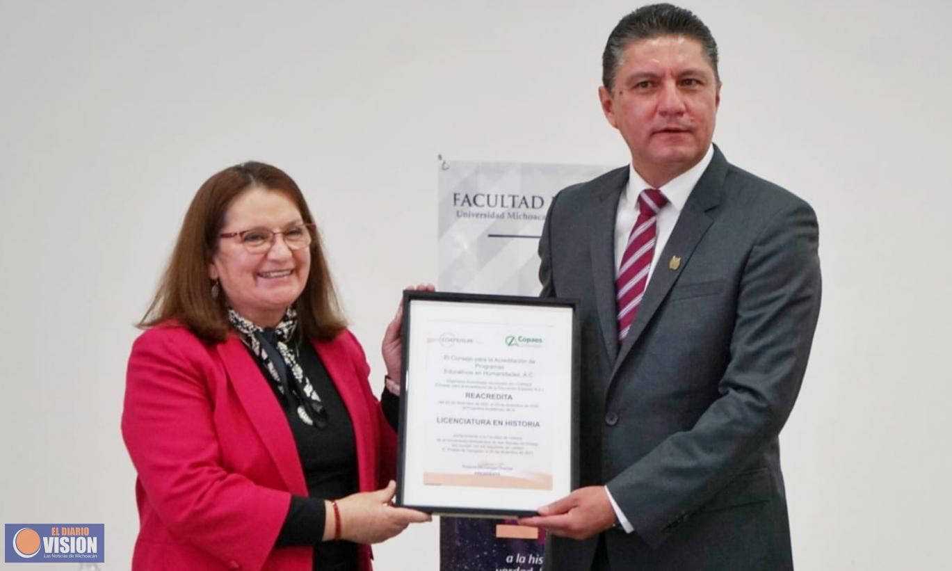 UMSNH reafirma su calidad: Historia recibe reacreditación de su programa académico 