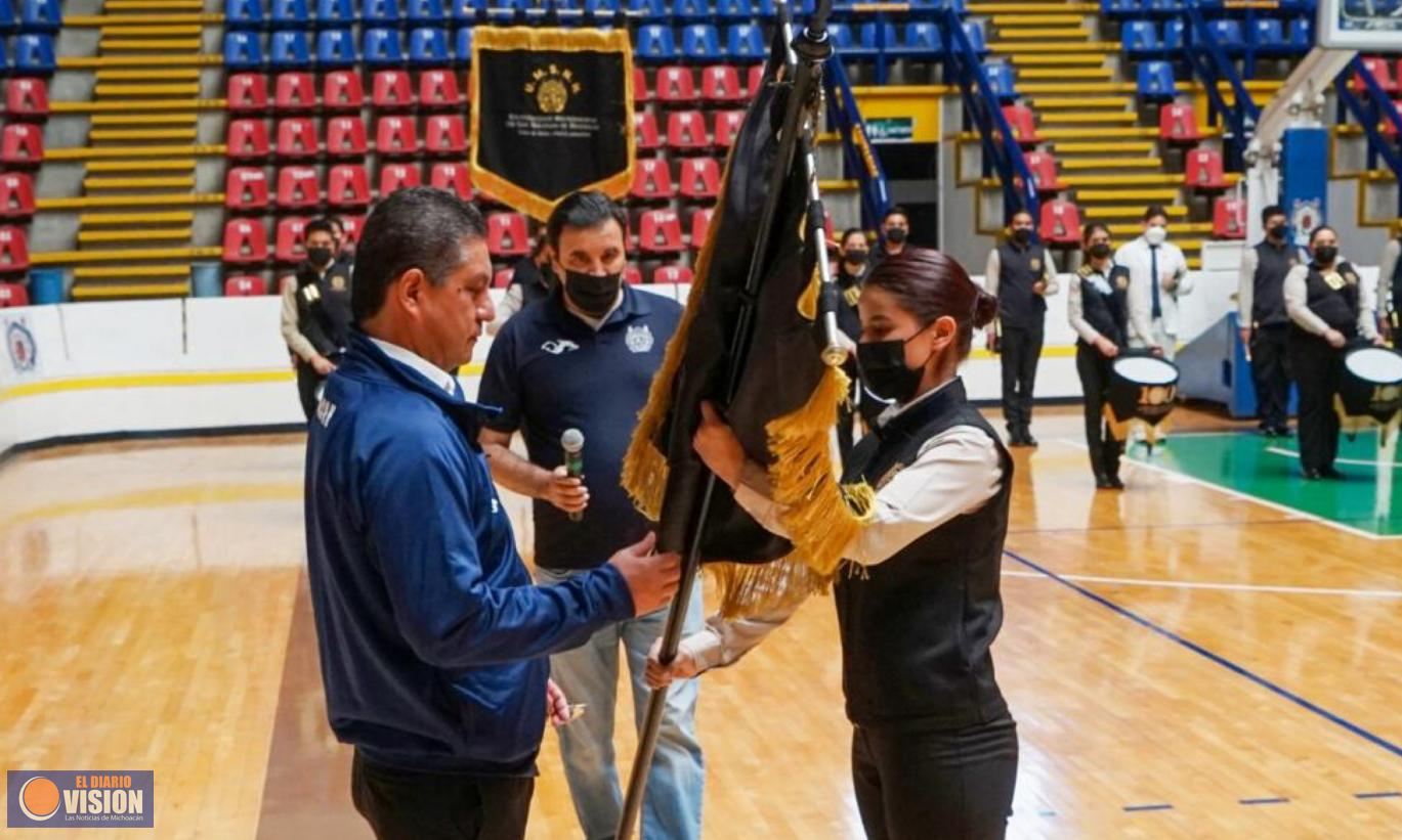 Rector abandera a la delegación nicolaita que participará en la Universidad Regional 2022