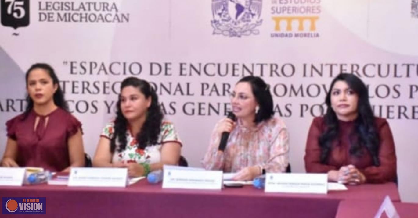 El Legislativo comprometido con las mujeres indígenas: Adriana Hernández