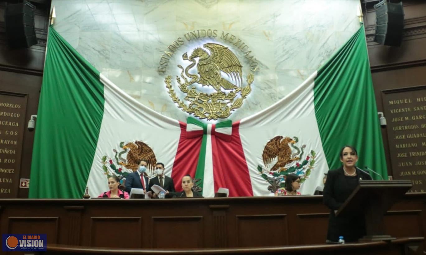 Lupita Díaz presenta iniciativa legislativa para tipificar el delito de fraude digital