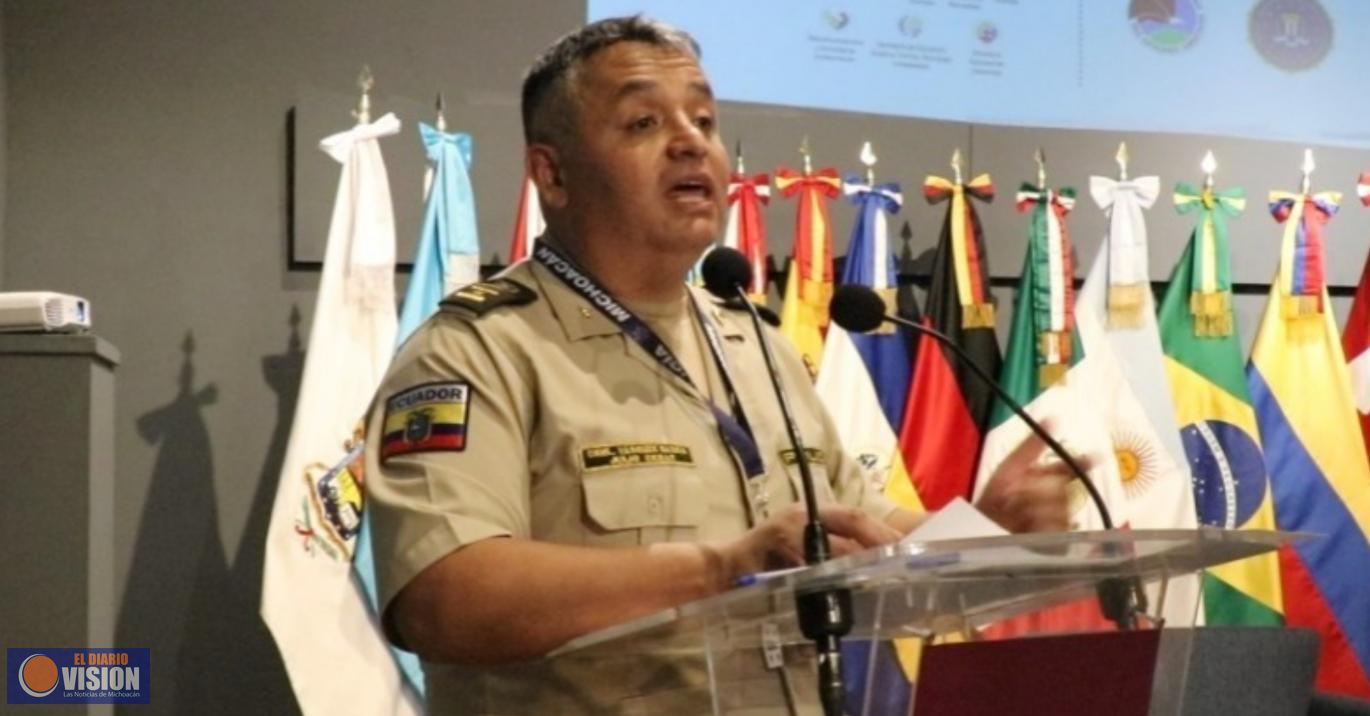 Policía Nacional de Ecuador imparte charla sobre modelo comunitario de Seguridad Pública