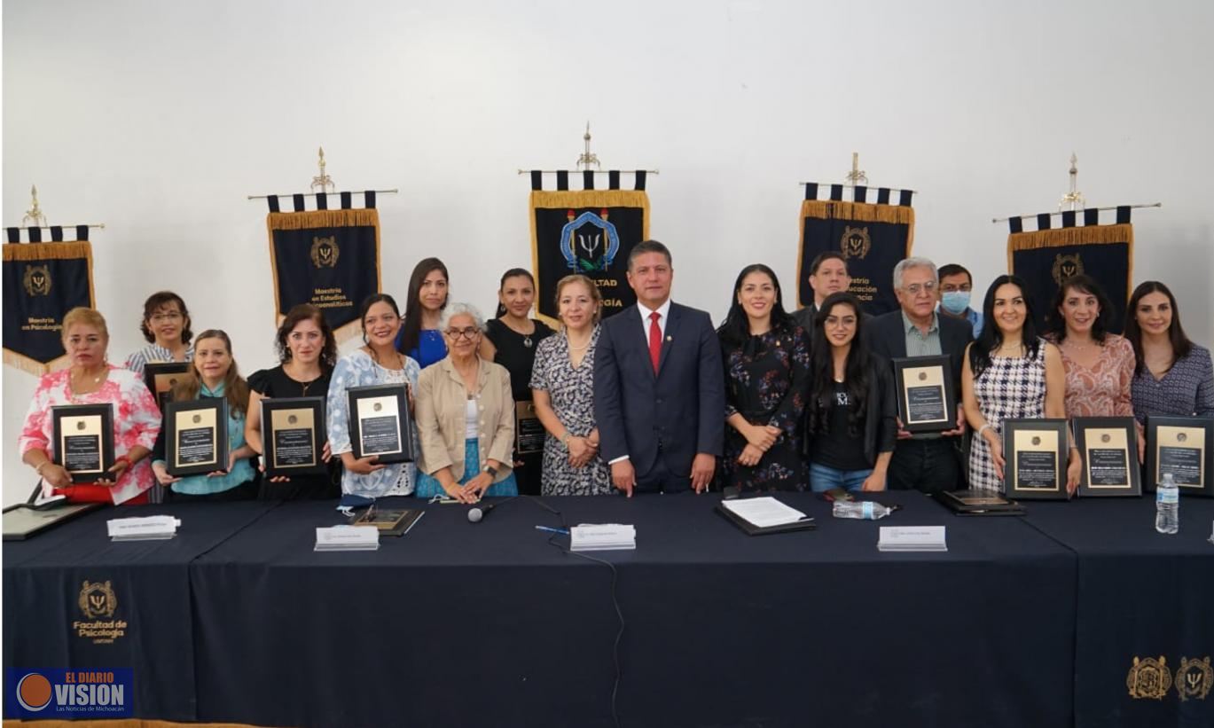 Celebran Aniversario XXII de la Facultad de Psicología 