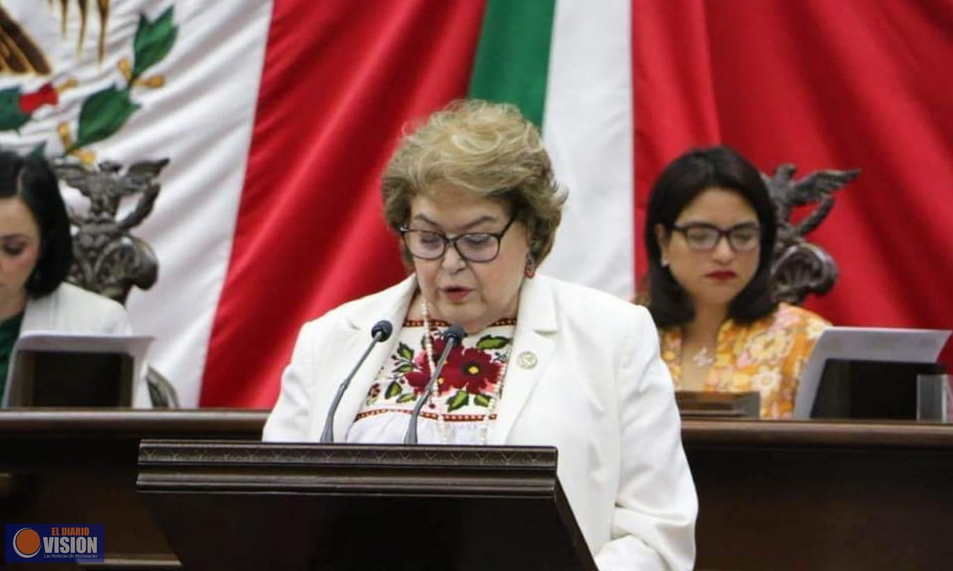 Busca María de la Luz Núñez, reactivar y democratizar el Parlamento de Mujeres