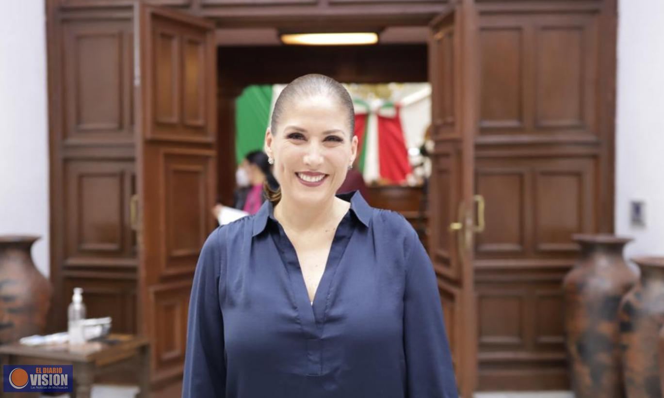 Celebra Ivonne Pantoja creación de Procuraduría para Protección al Adulto Mayor