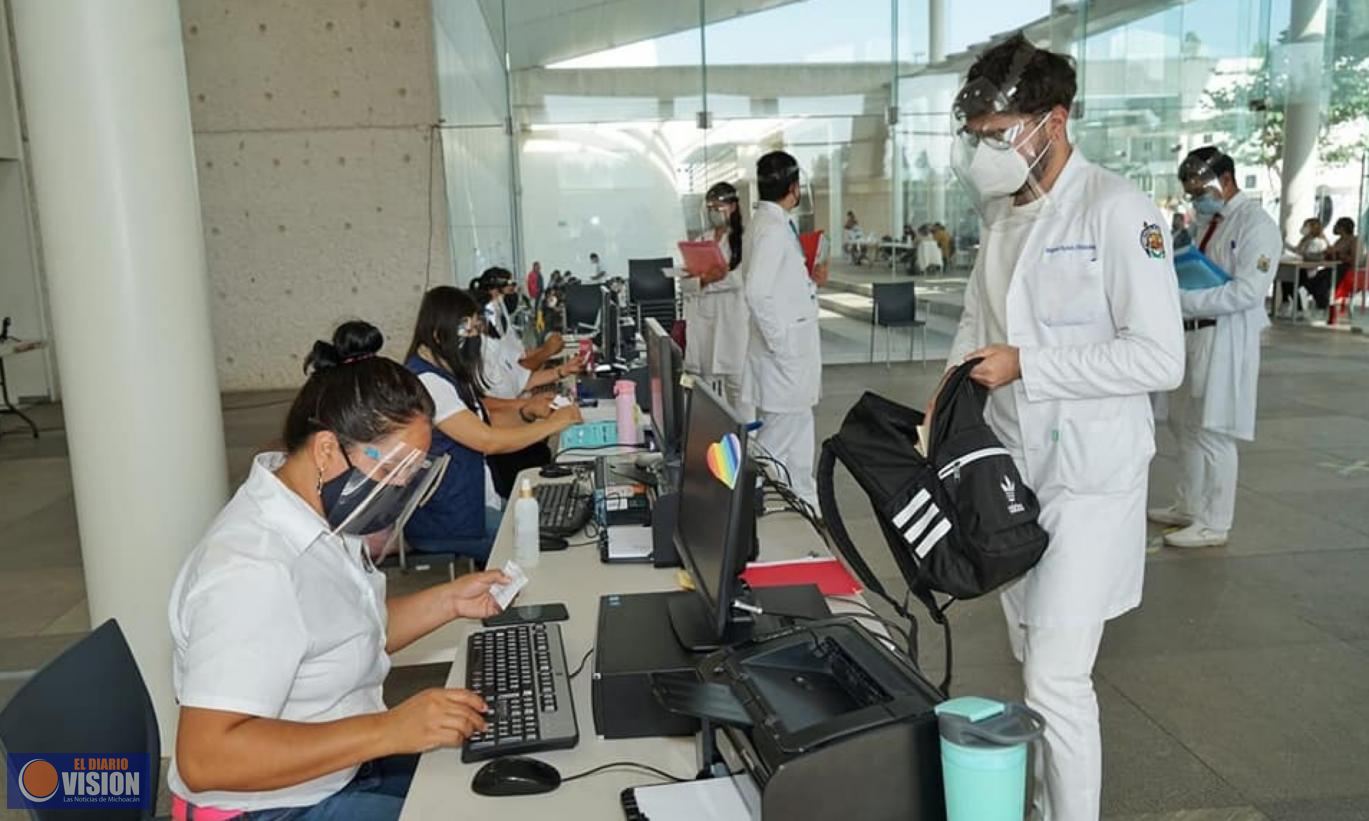 Inicia asignación de plazas de Servicio Social para el área de la salud 