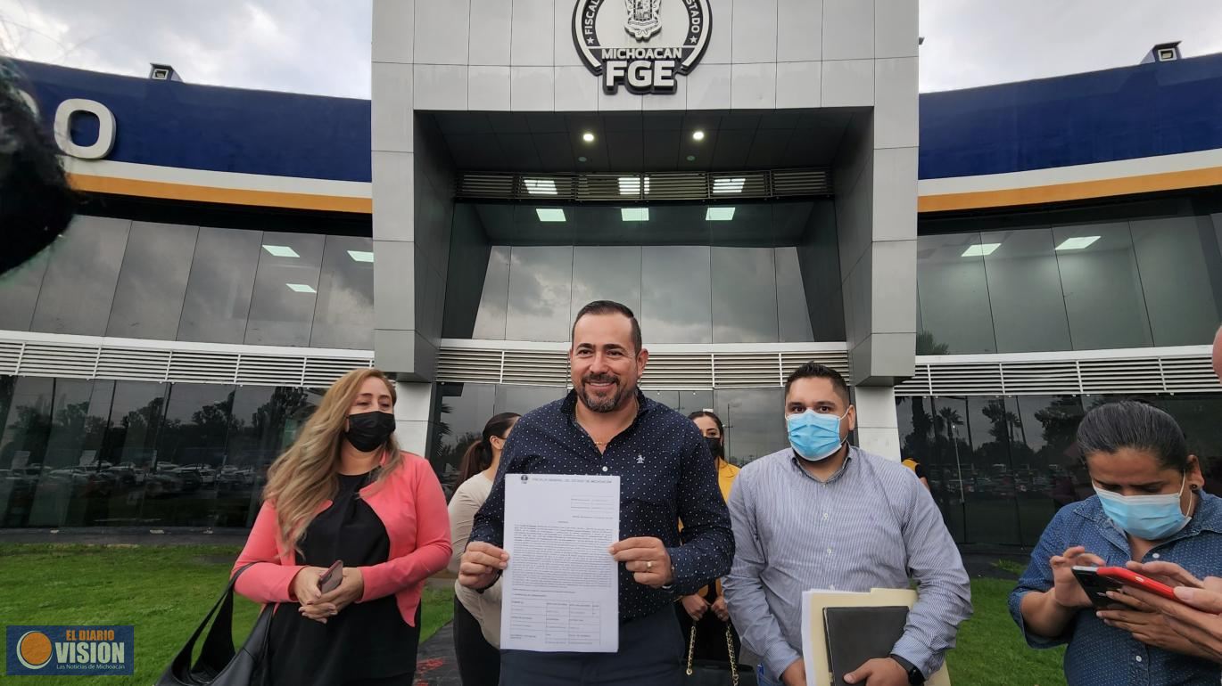 Presenta Humberto González denuncia por difamación ante la FGE