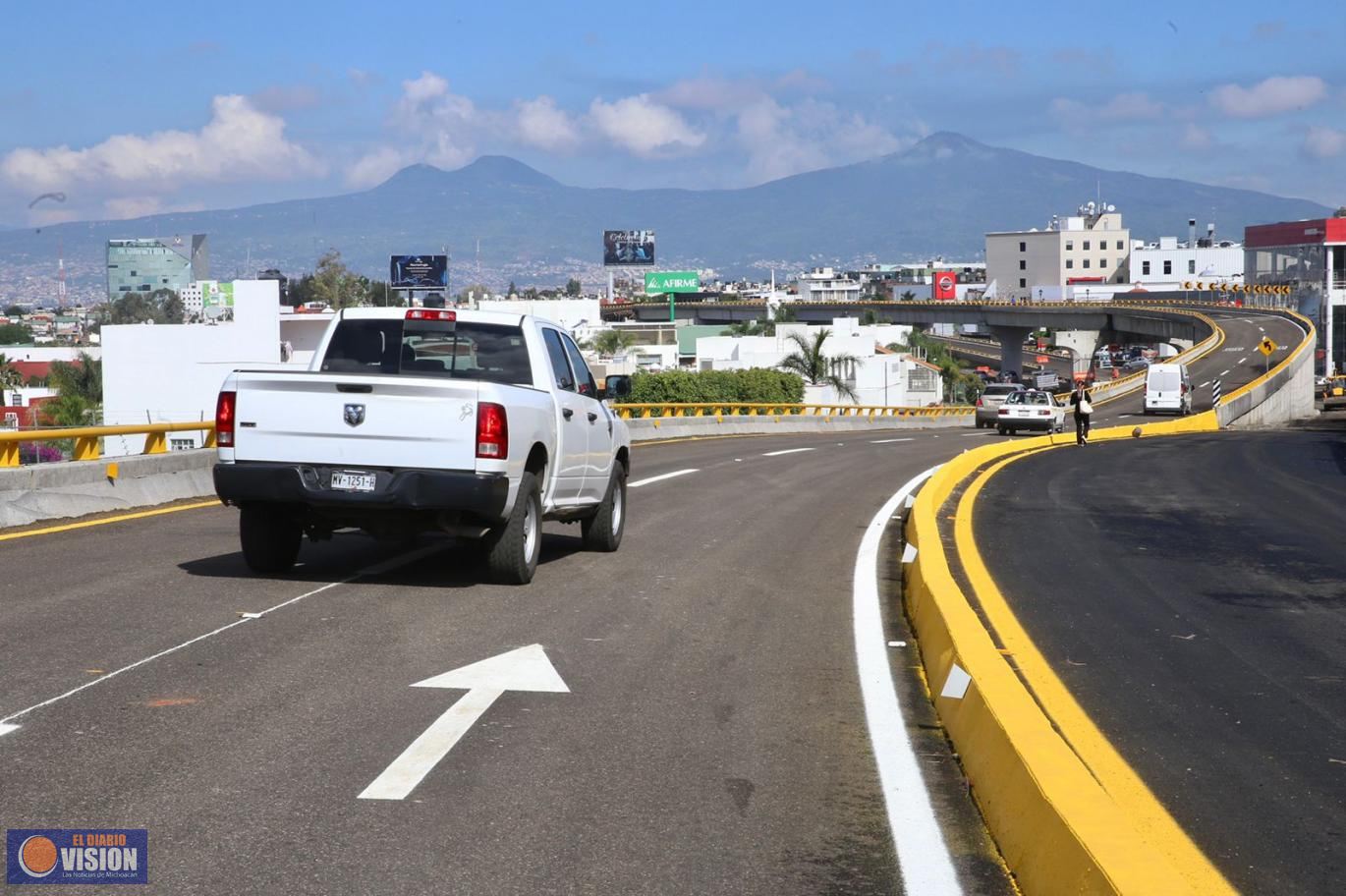 Bedolla abre a la circulación el viaducto elevado del distribuidor vial Salida a Mil Cumbres