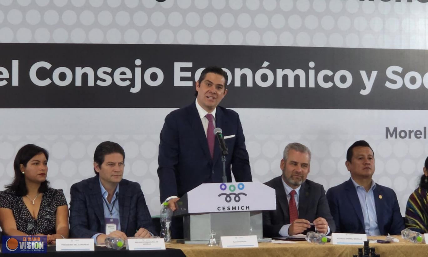 Reinstalan el Consejo Económico y Social de Michoacán