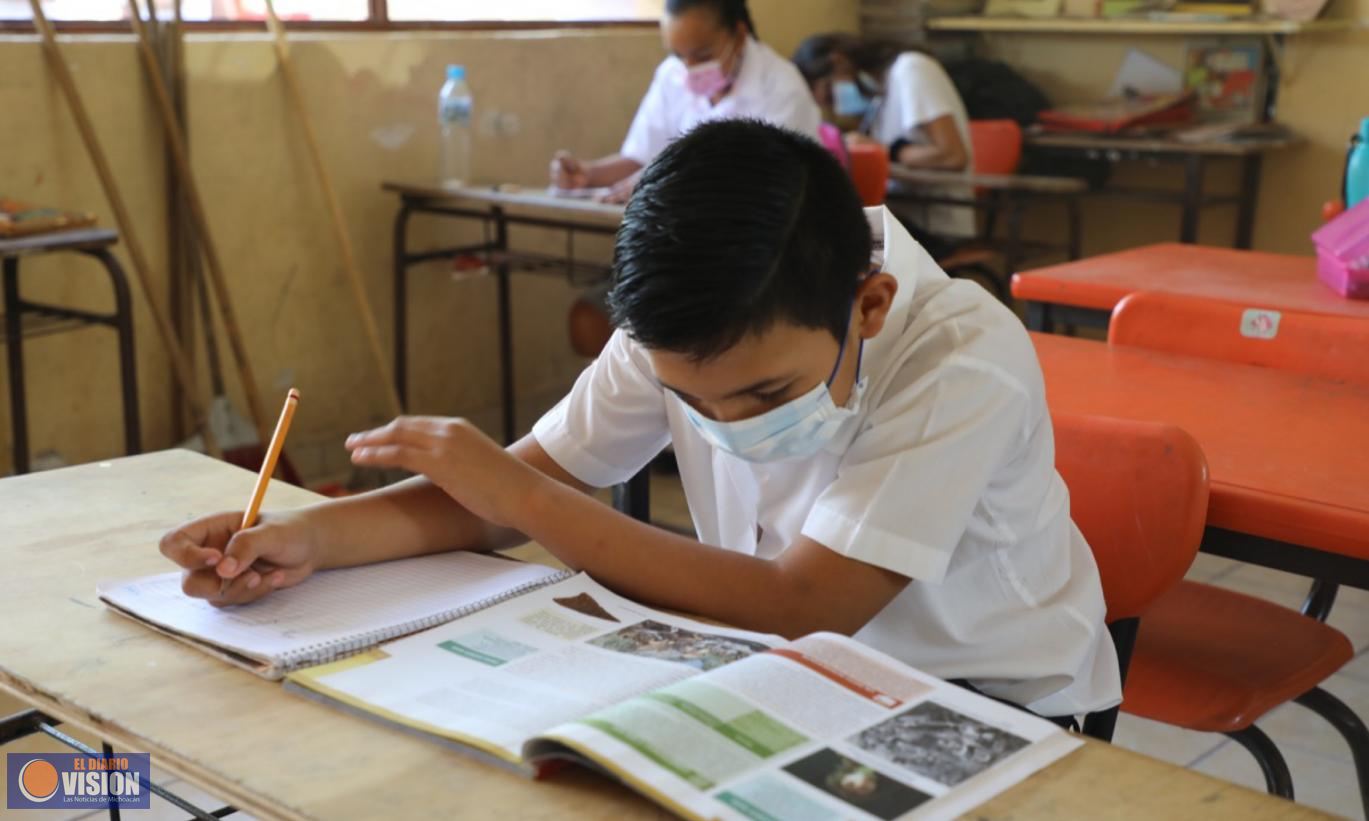 En Michoacán, regresan a las aulas más de un millón 200 mil estudiantes este lunes: SEE