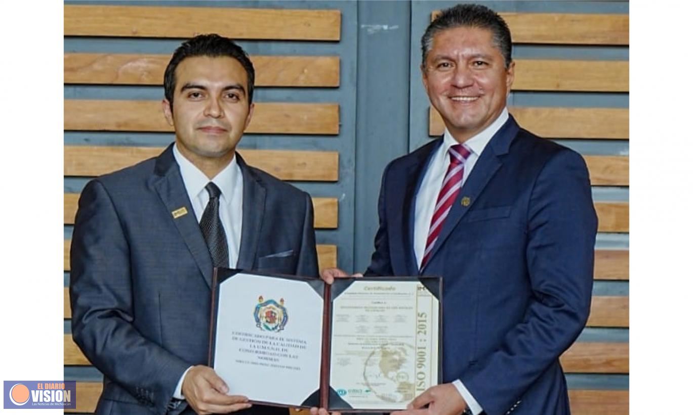 Excelencia, característica de la UMSNH, recibe recertificación ISO 9001