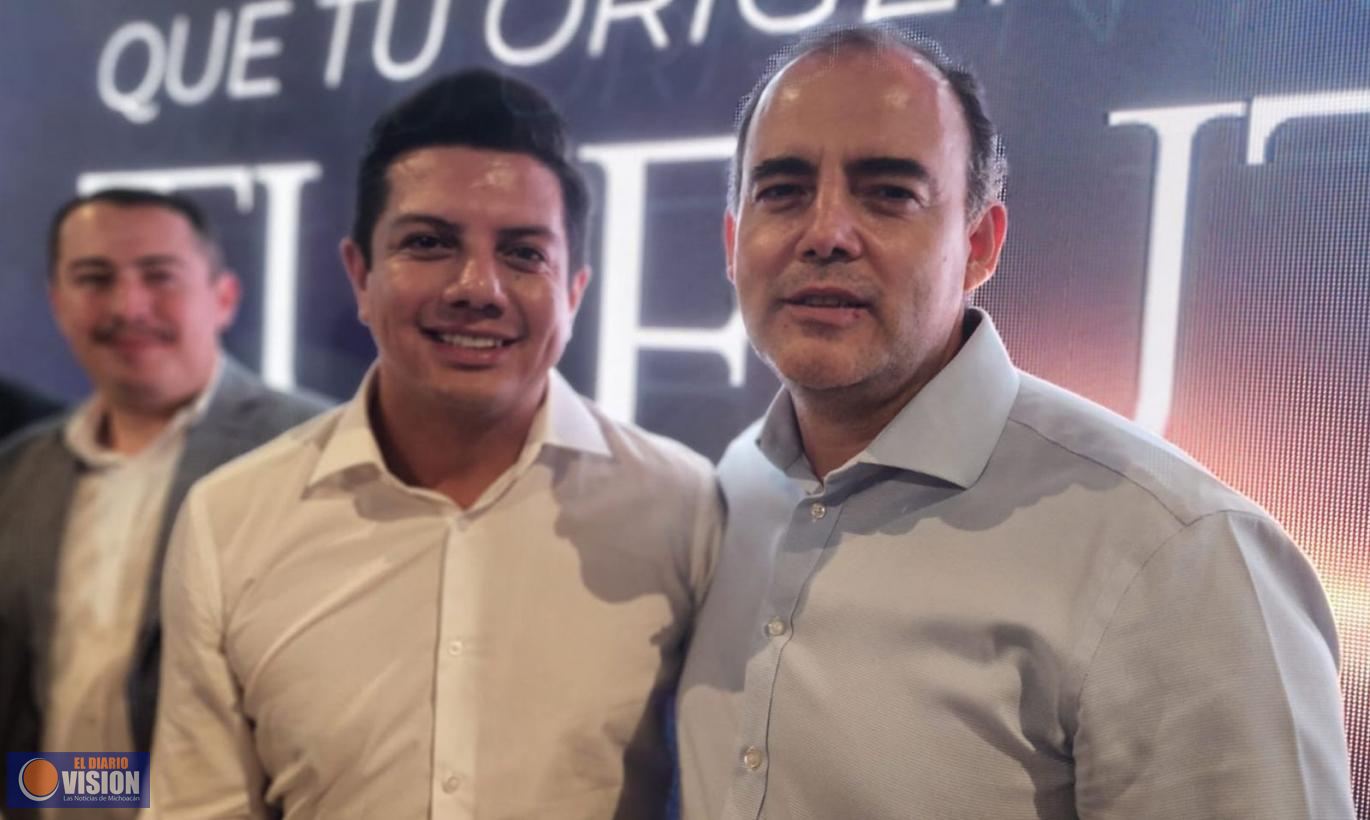 Baltazar Gaona asistió al primer informe legislativo de su homólogo Oscar Escobar 