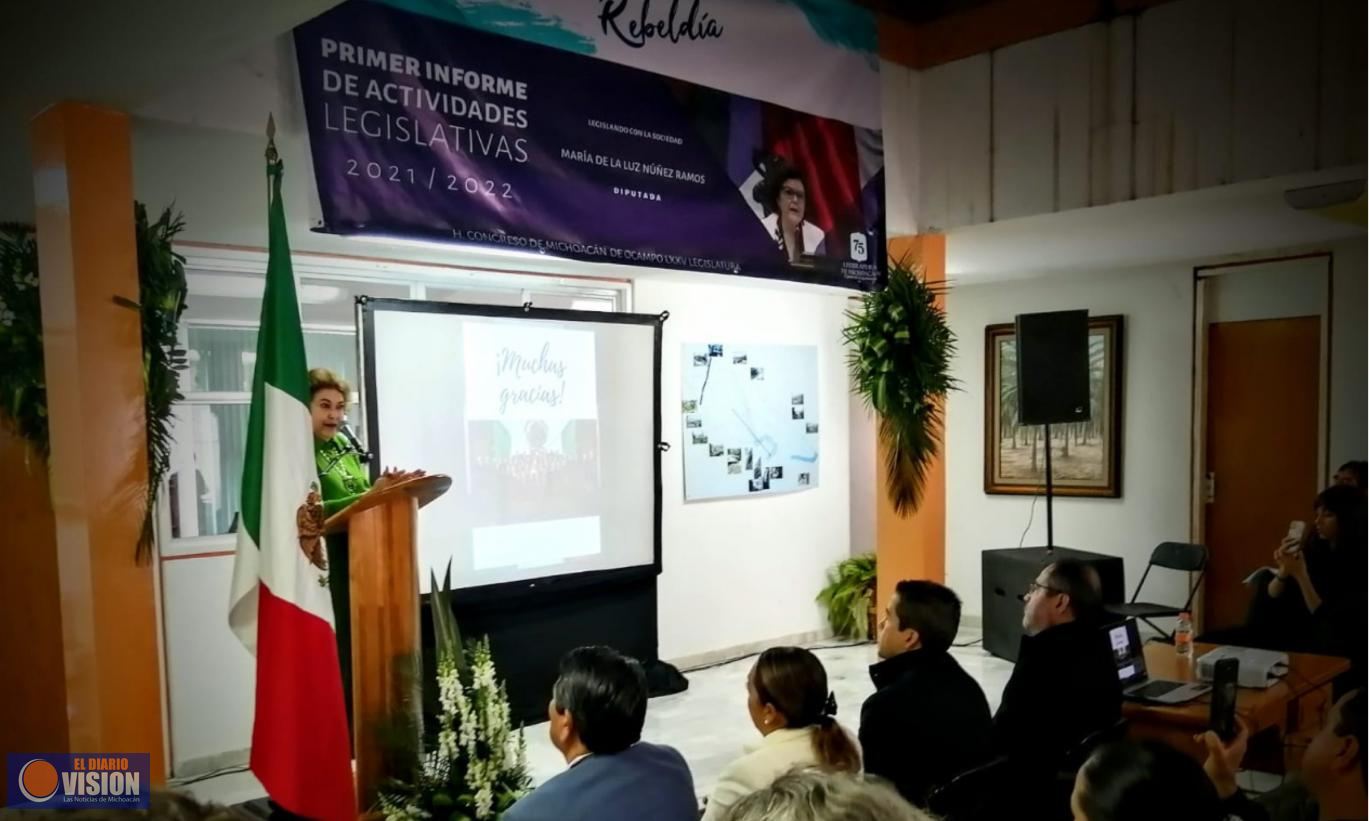 Realiza María de la Luz acto público de rendición de cuentas en Tuxpan