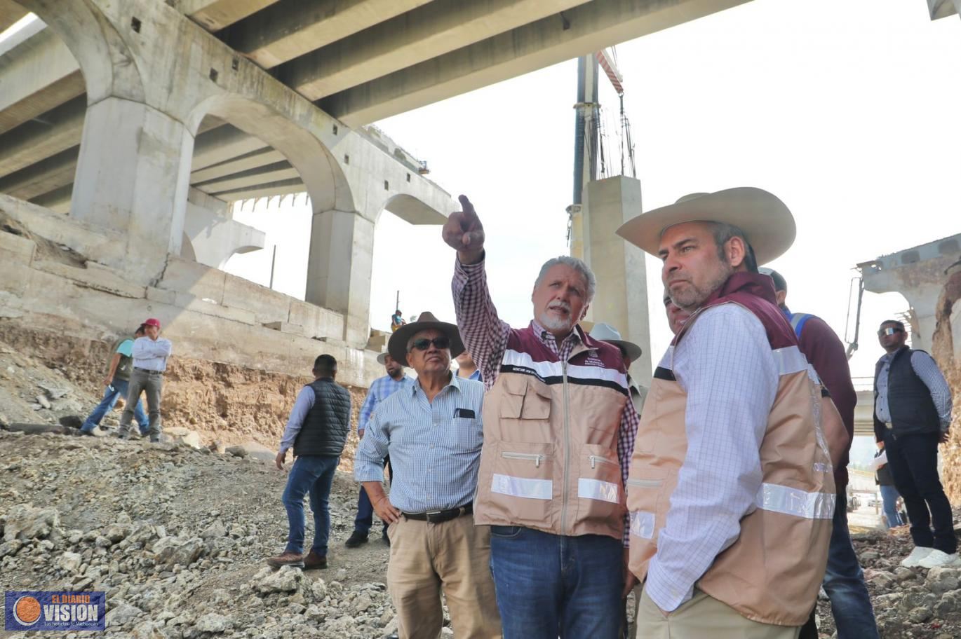 Supervisa Bedolla construcción del Distribuidor Vial salida a Mil Cumbres y pide acelerar la obra