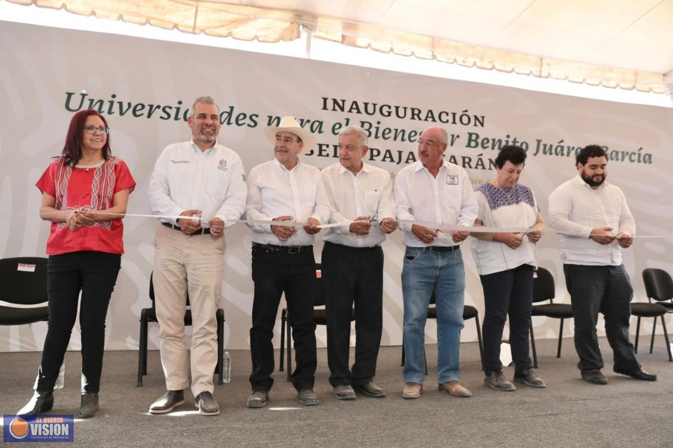 Bedolla y AMLO inauguran Universidad para el Bienestar en Pajacuarán