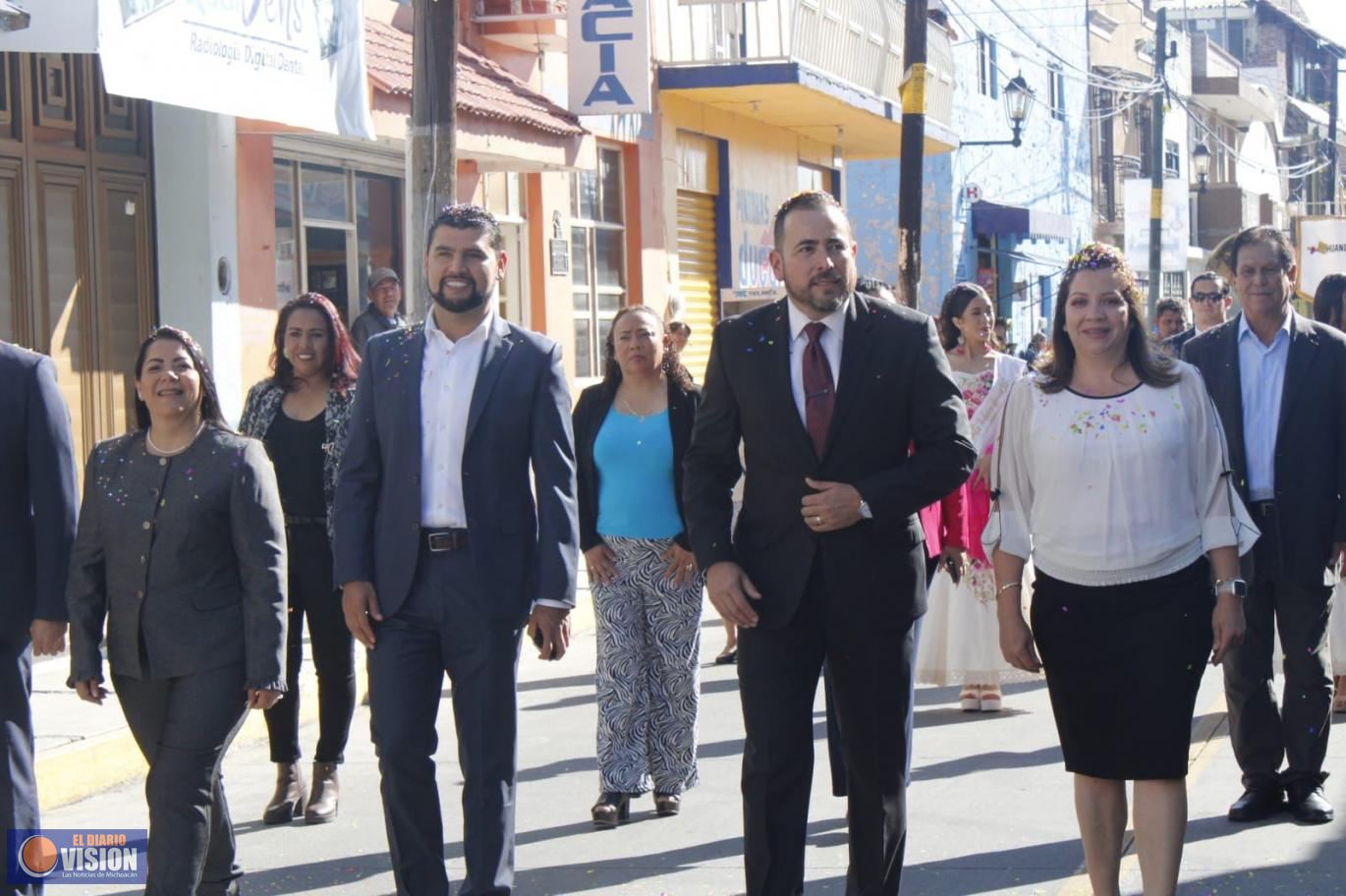 Participa Octavio Ocampo en el 103 aniversario de la fundación de Huandacareo