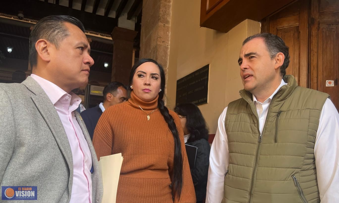 Propone Balta Gaona a diputados de oposición marchen de rodillas para pedir perdón a México 